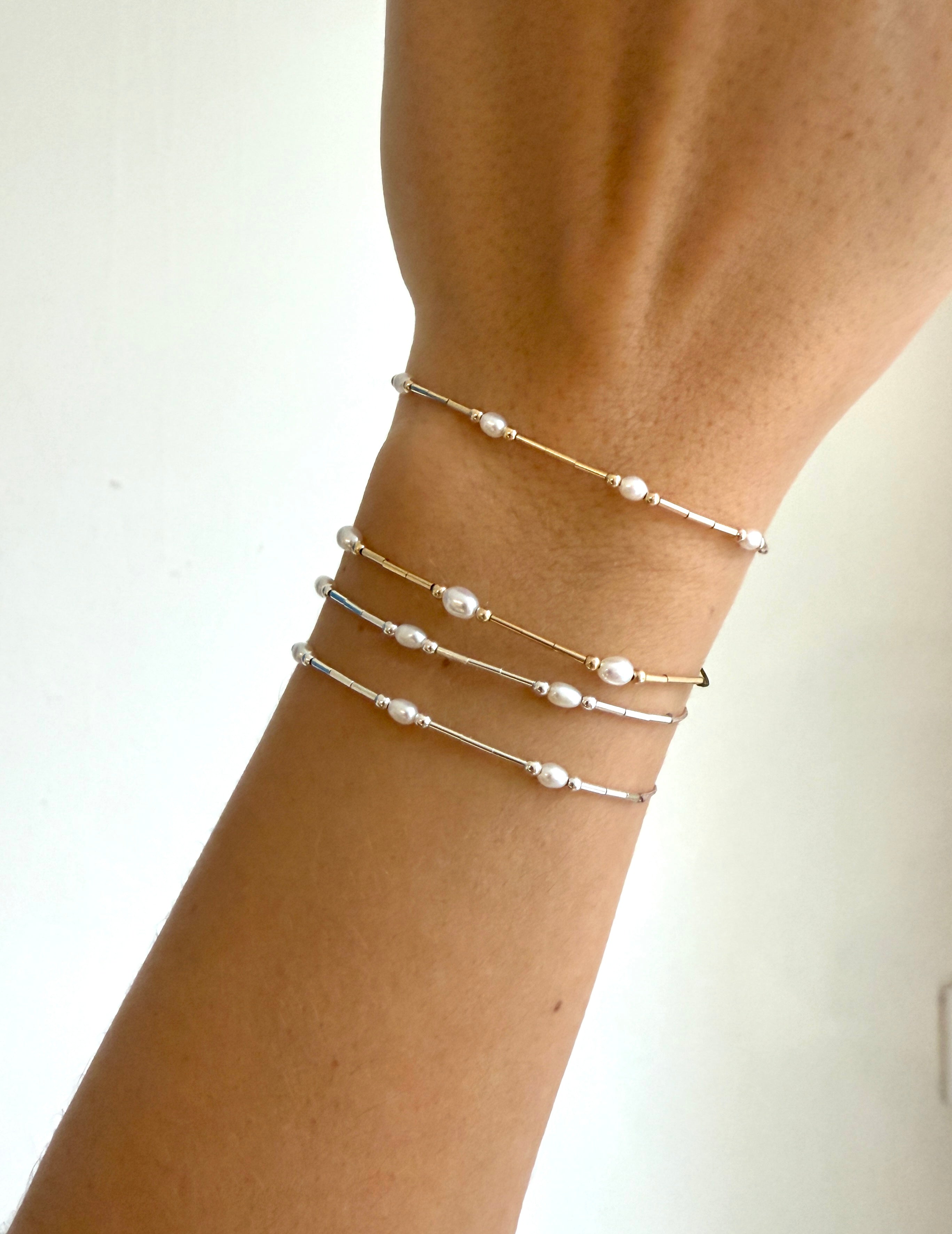 Šňůrkový náramek Minideli pearly