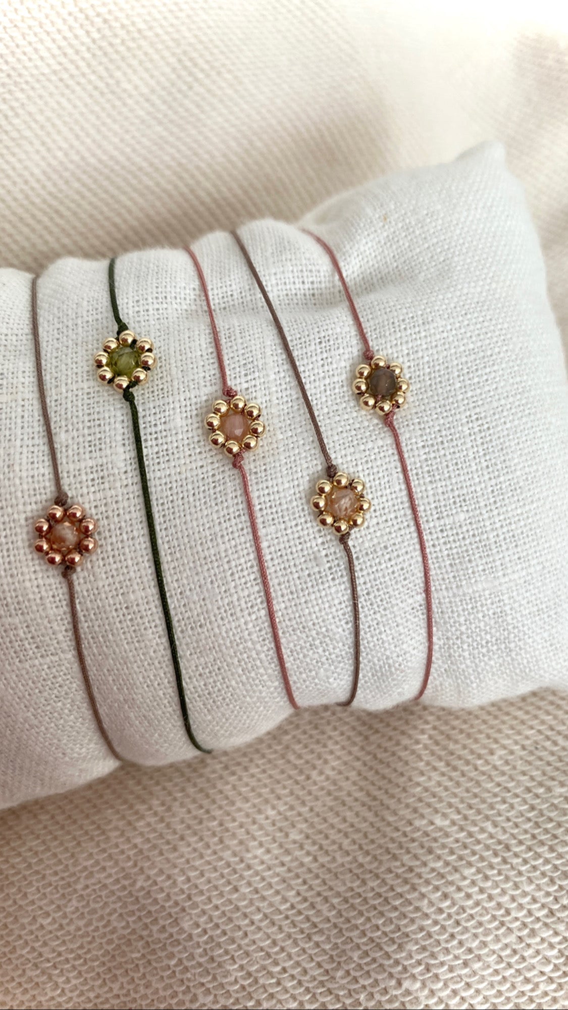 Náramek Wildflower (gold filled)