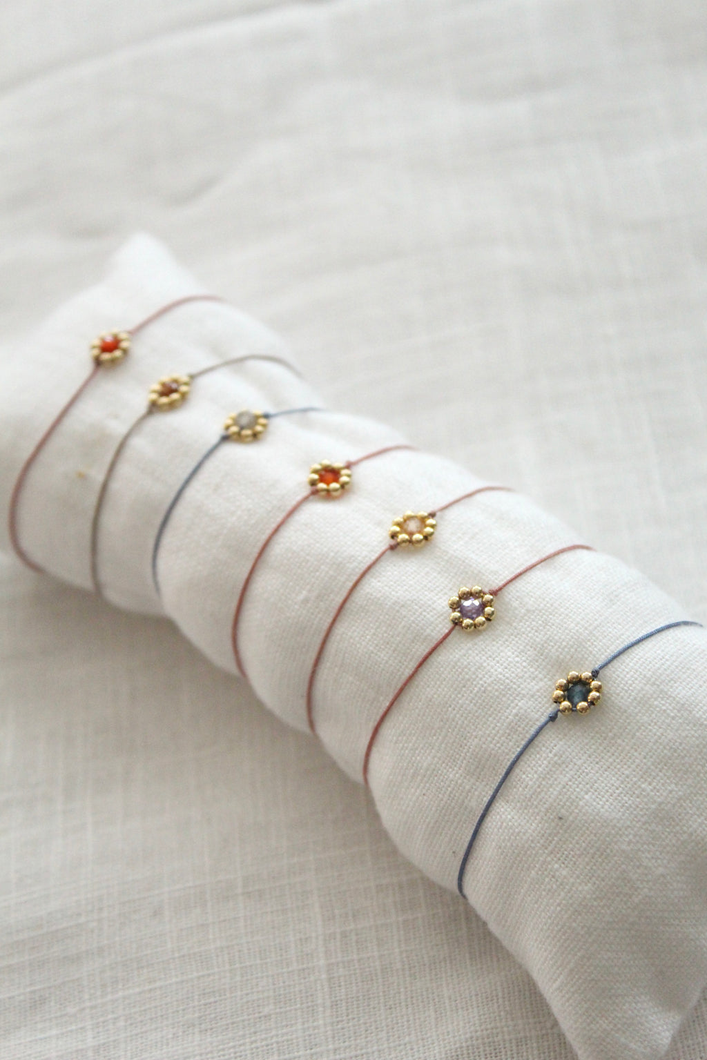 Náramek Wildflower (gold filled)
