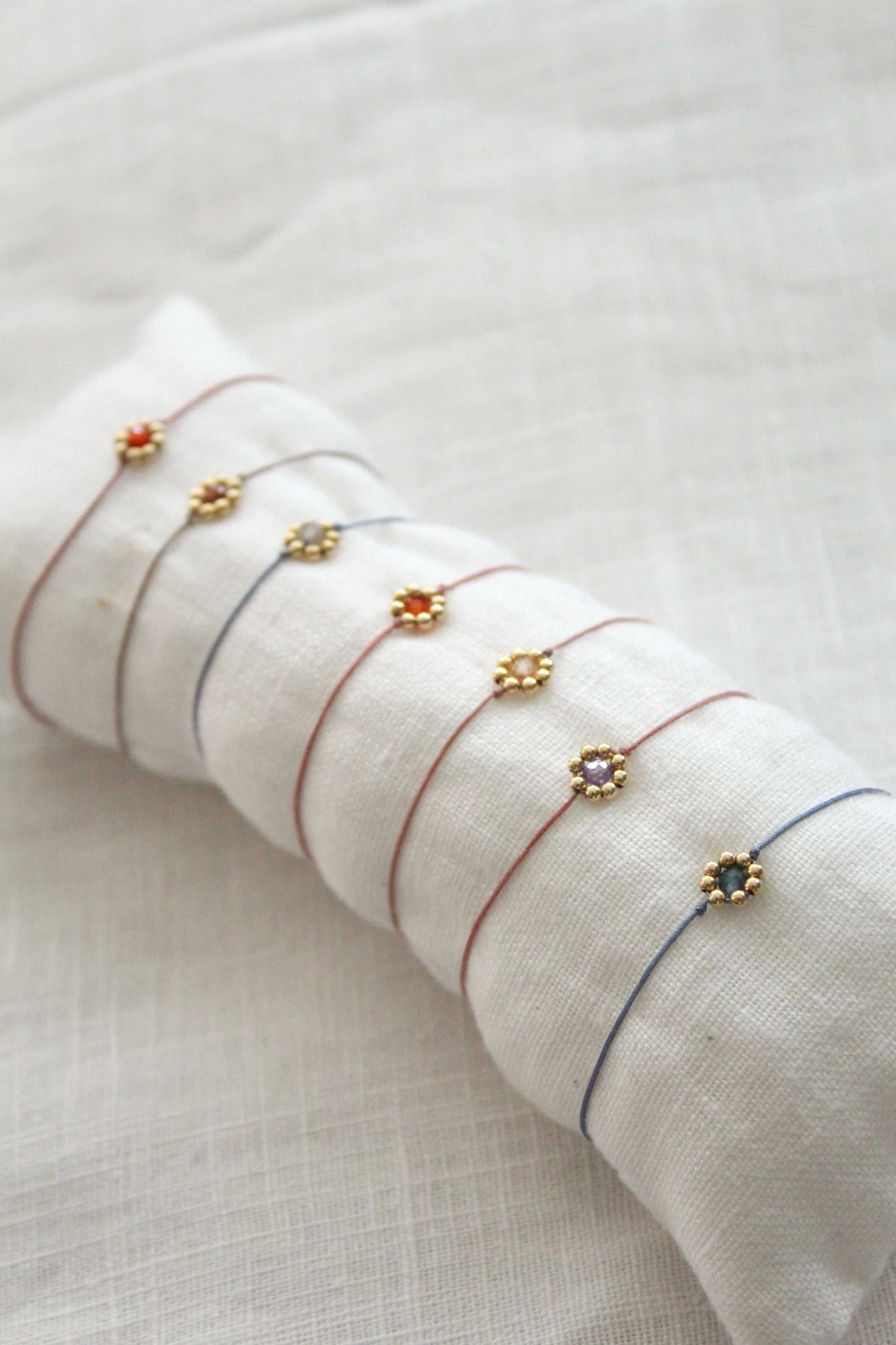 Náramek Wildflower (gold filled)