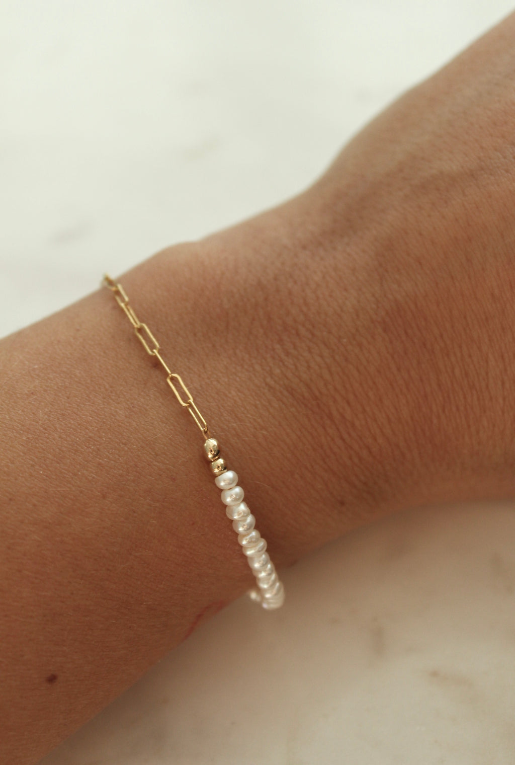 Náramek Polo pearly (gold filled)