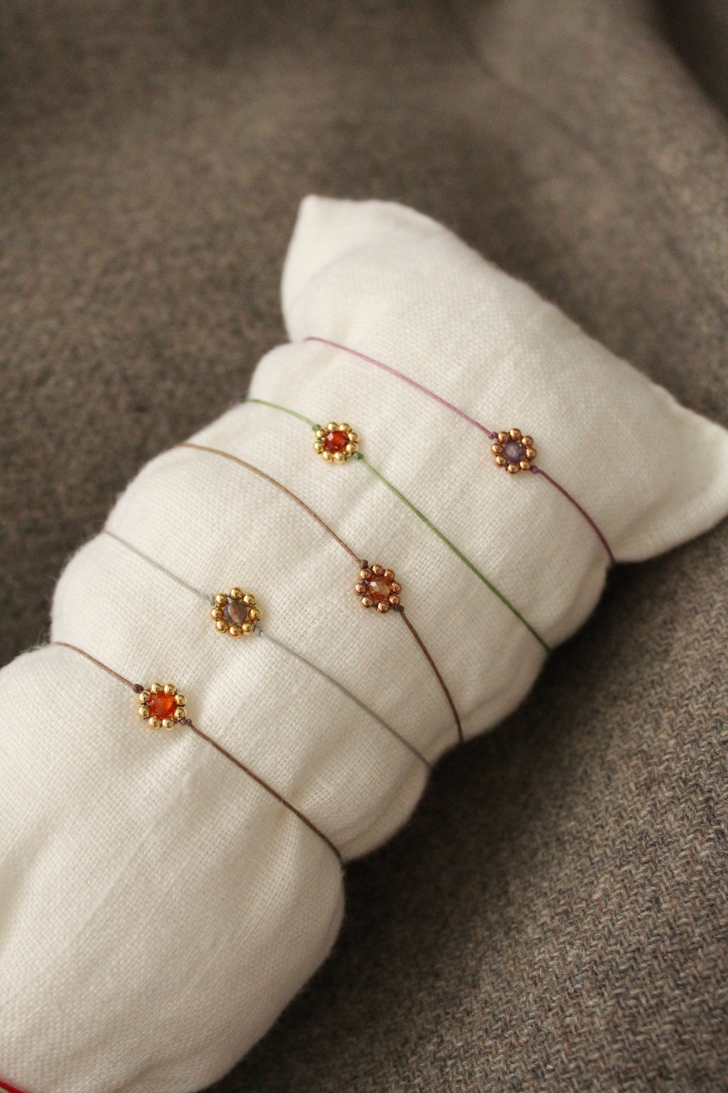 Náramek Wildflower (gold filled)