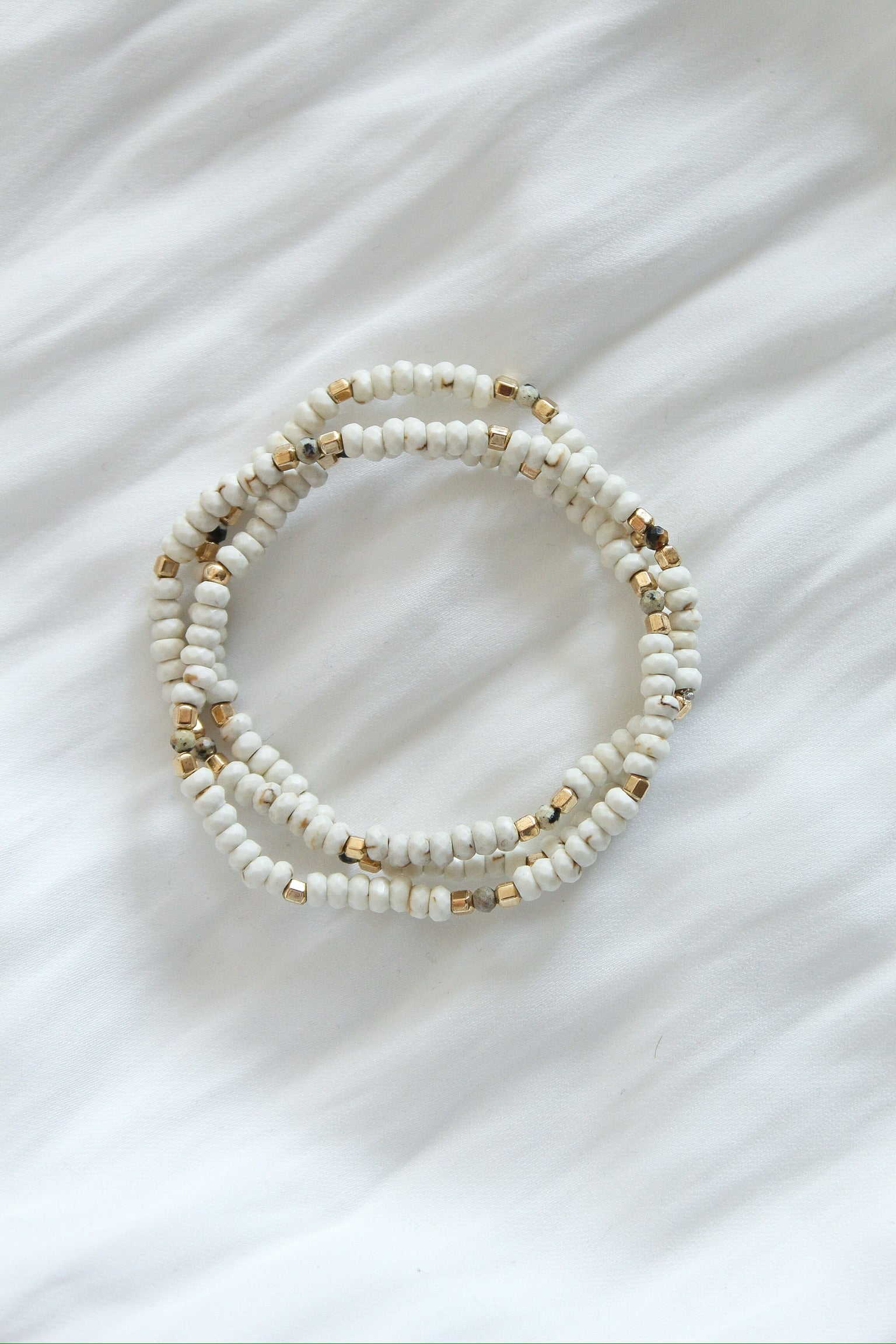 Náramek Rolling beige (gold filled)