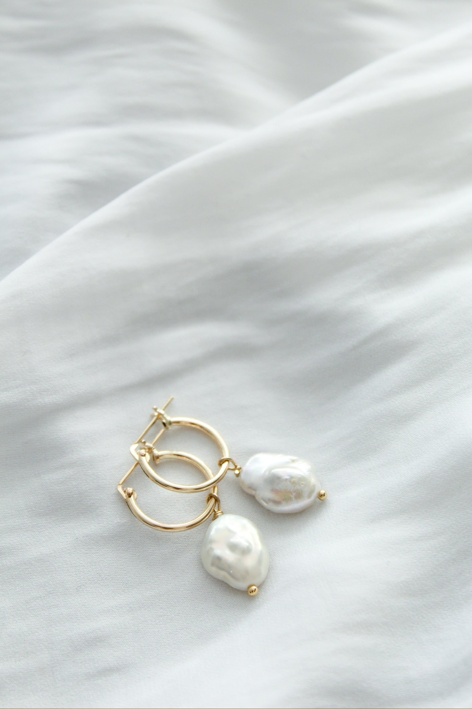 Náušnice Mar pearly (gold filled)