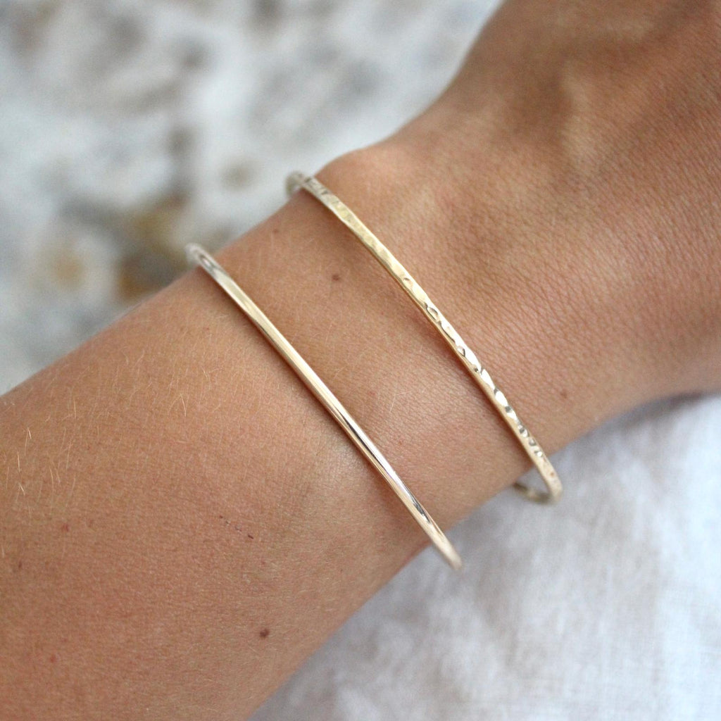 Gold filled náramek Moon tepaný