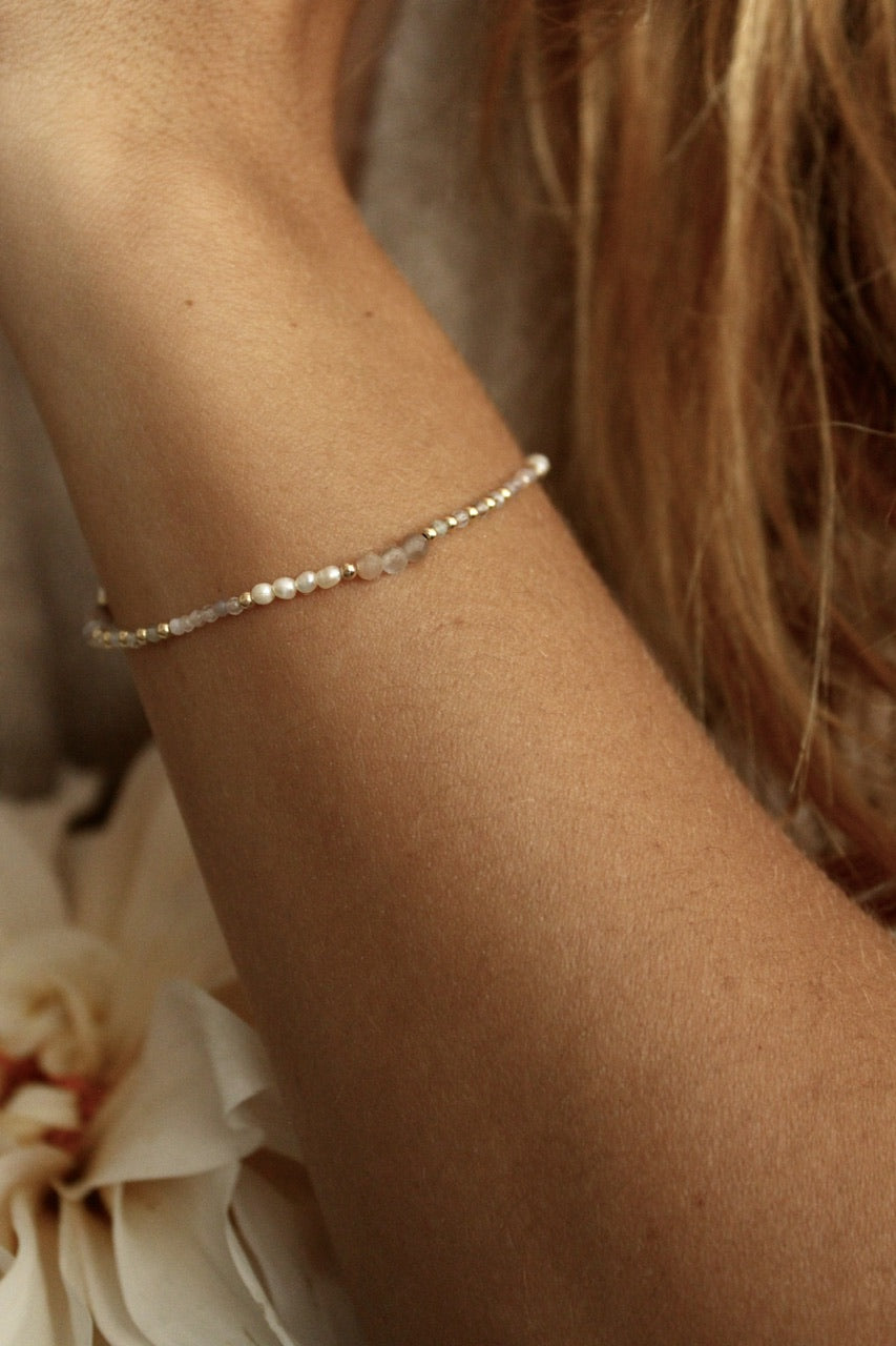 Náramek Enchanté (gold filled)